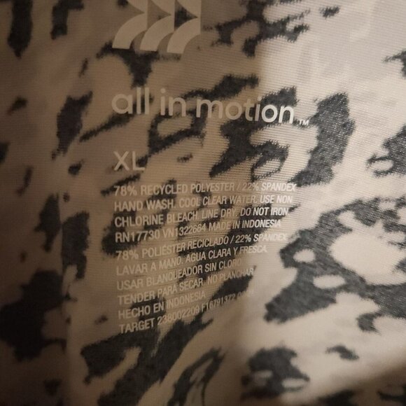 All In Motion Womens Leopard Print Long Sleeve Activewear Cropped Top XL - Picture 5 of 5